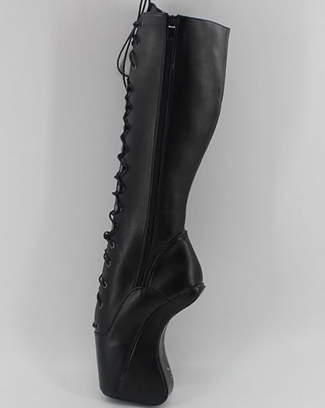 sexy Pony Heels / Boots - Größe 43,5 EU – neu - schwarz in Eppertshausen