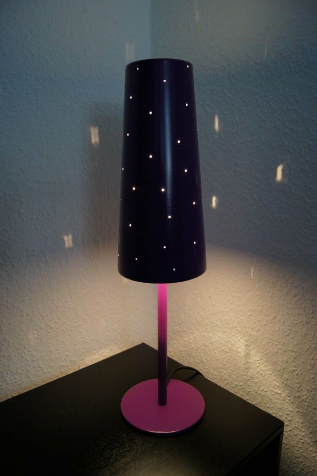 IKEA Lampe TALLVIK violett lila Tischleuchte in Solingen