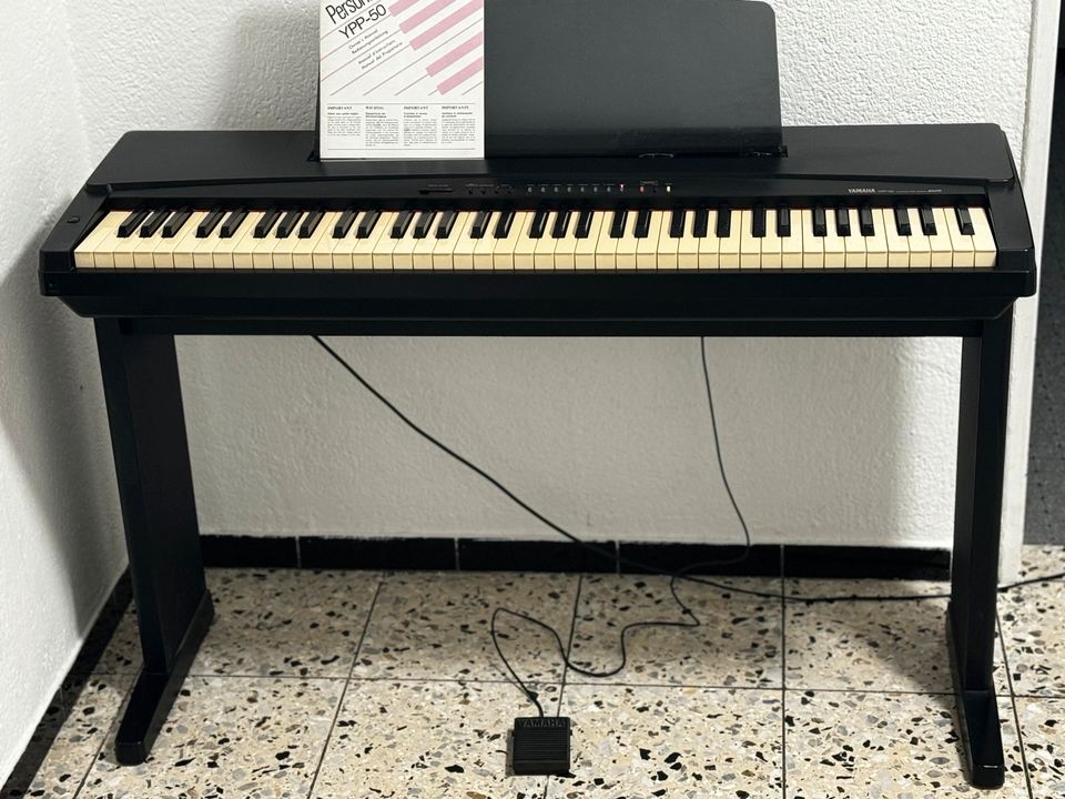 YAMAHA YPP- 50 E PIANO OHNE PEDAL in Aalen