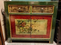 Altes originales Asiatisches Sideboard Grün / Rot Niedersachsen - Lilienthal Vorschau