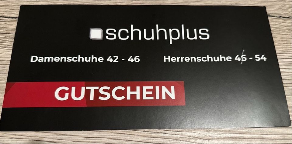 100,00€ Gutschein Schuhplus in Westoverledingen