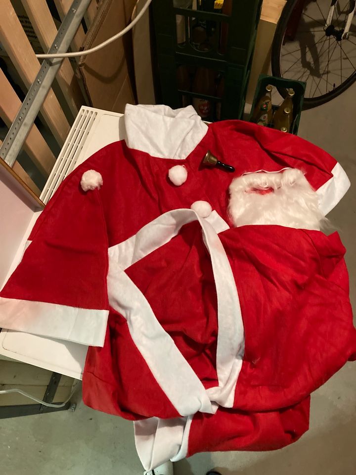 Kostüm Weihnachtsmann in Burgthann 