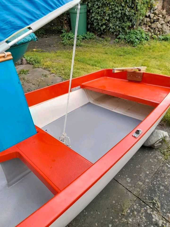 Gebrauchtes Angel-/Segelboot in Zehdenick