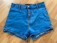 NEU Bershka H&M Zara Hotpants Shorts Jeansshorts Jeans 38 M Sachsen - Naunhof Vorschau