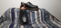 Nr.16 Dr. AirWair Martens Schnürschuhe in Schwarz (EU 38) Niedersachsen - Weener Vorschau