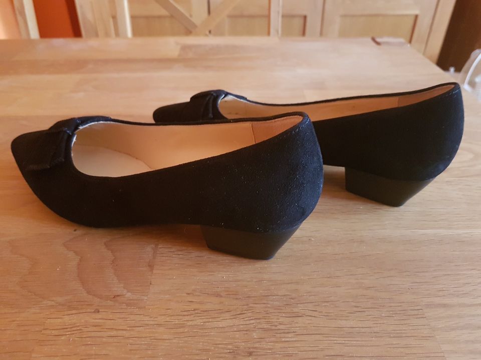 NEU Gabor Pumps schwarz Leder Gr. 36 in Dresden