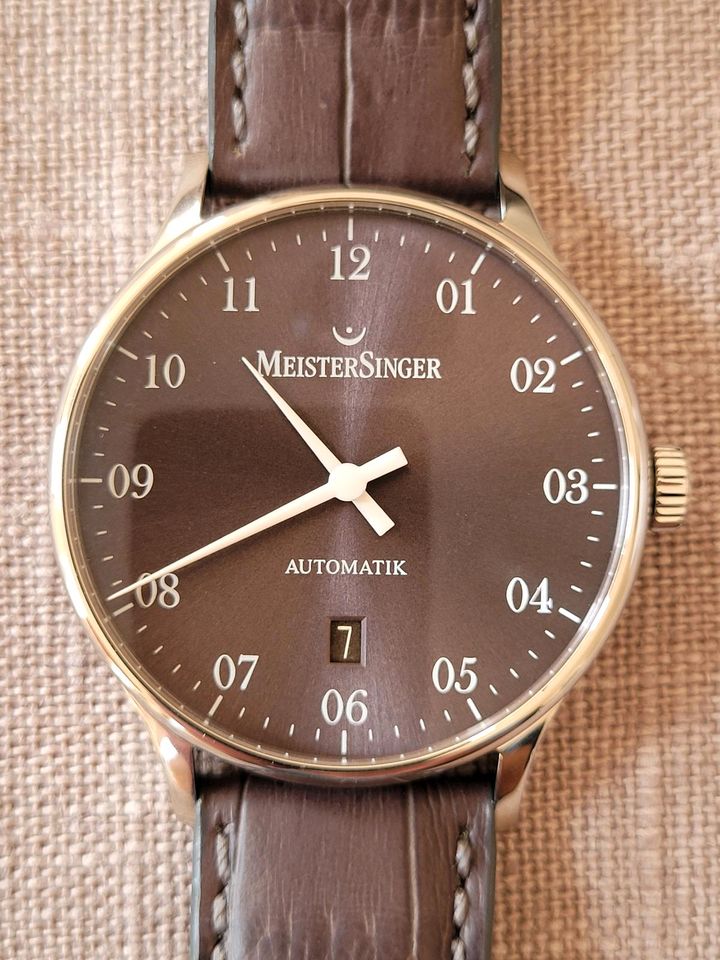 NEUE MEISTERSINGER PANGAEA ZEIGER AUTOMATIK UHR in Meschede