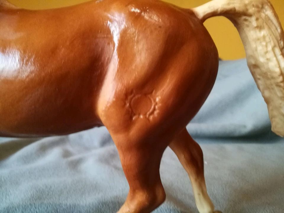 Breyer pferd Traditional laufend in Ramsthal