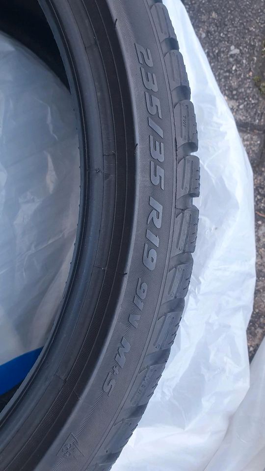 4x Pirelli Sottozero 3 - 235 35 r19 91V - Beschreibung lesen! in Filderstadt