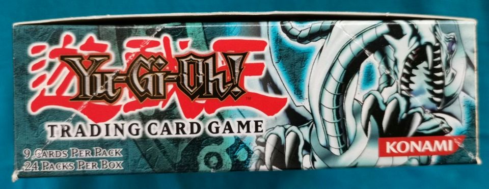 Legend of Blue Eyes White Dragon Display cardboard LOB Yugioh in Hallstadt