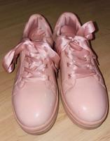 wie NEU - rosa Sneaker Bershka Lack Leder barbierosa Gr. 39 Berlin - Reinickendorf Vorschau