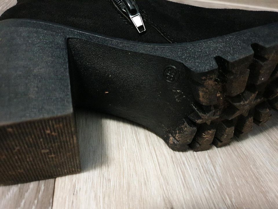 Halbstiefel mit Absatz für Damen schwarz, Größe 38, Graceland in Pforzheim