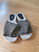Heine schlappen Pantolette schwarz Gold 37 Bayern - Kolbermoor Vorschau