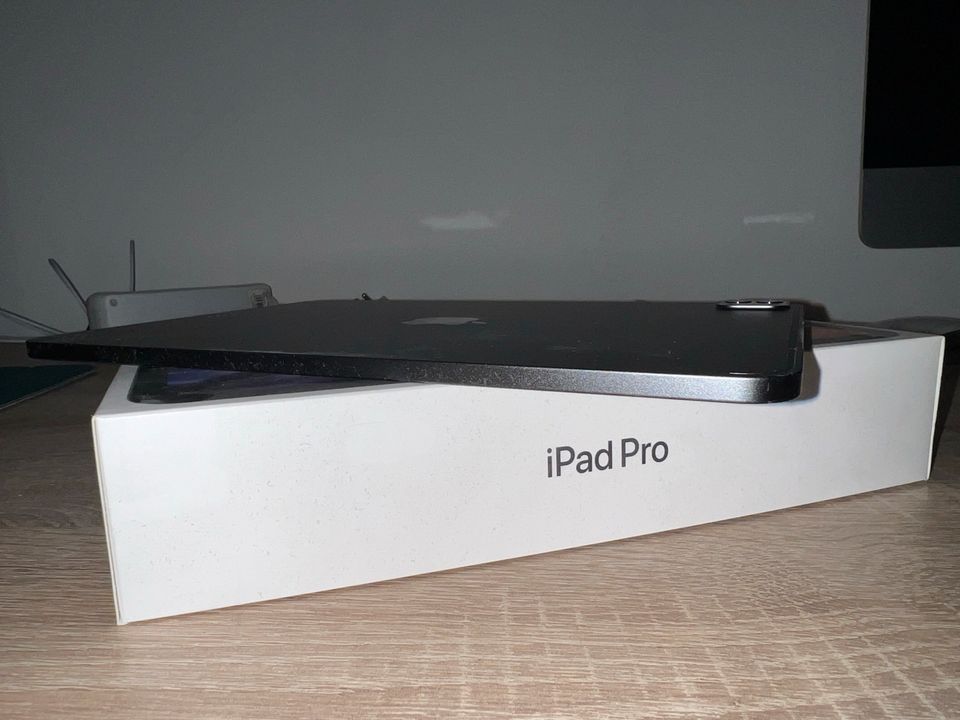 Apple iPad Pro 2020 11" 128 Gb spacegrau + Apple Pen 2. Gen. in Ochsenfurt