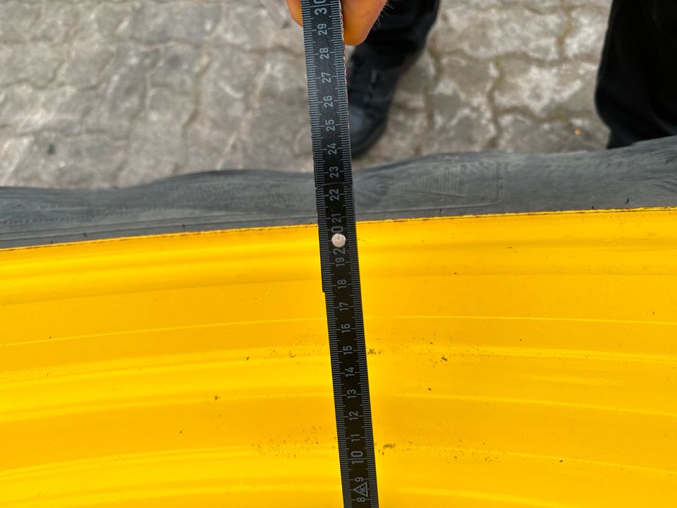 Räder John Deere 520/85R46 Michelin in Neubrandenburg