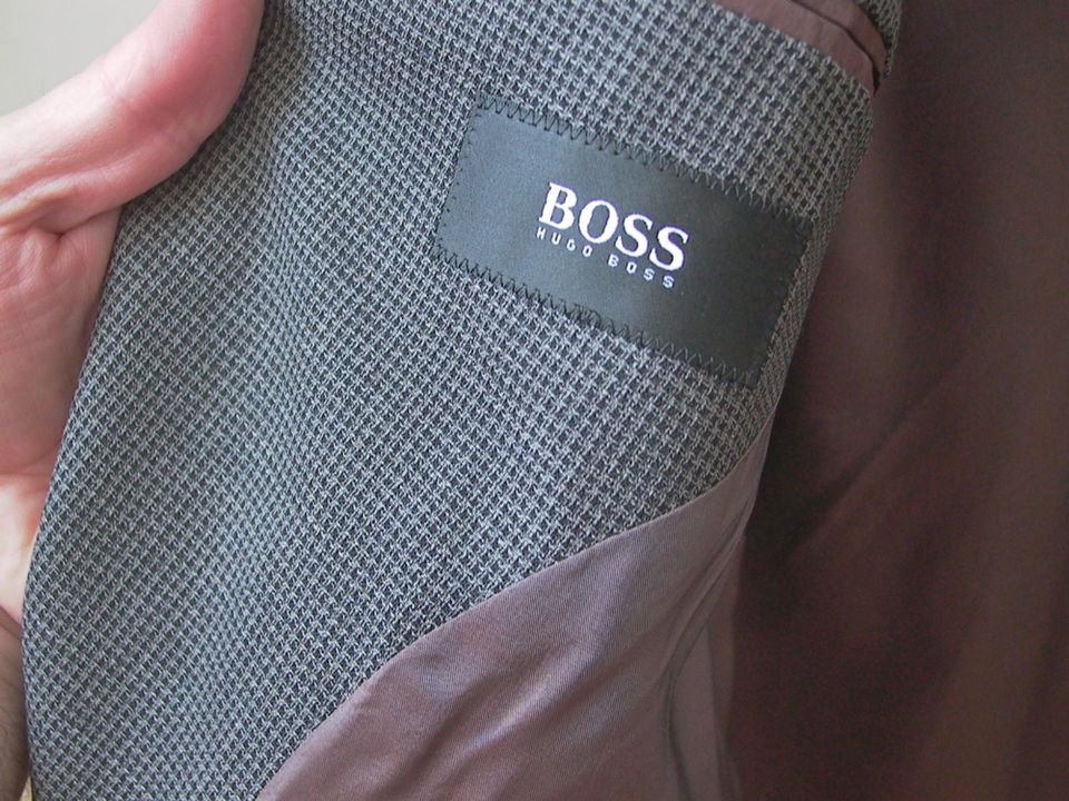 Jacket von Boss, Gr. 54, wie neu in Karlsruhe