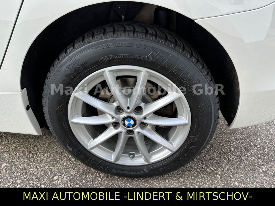 BMW 218 i Aut. Active Tourer Advantage-NAVI-PDC-SHZ- in Nürnberg (Mittelfr)