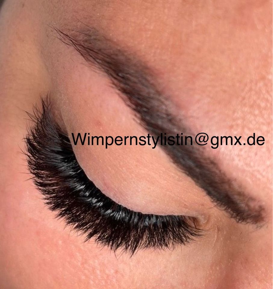 UV-Wimpernverlängerung Nagelstudio Kosmetikstudio in Krombach