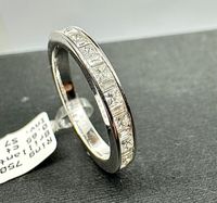 Massiver Halbmemory Ring mit Diamanten in 750 / 18K Weißgold Nordrhein-Westfalen - Moers Vorschau