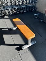 Gym 80 Sygnum Line Flachbank, Flat Bench Baden-Württemberg - Erbach Vorschau