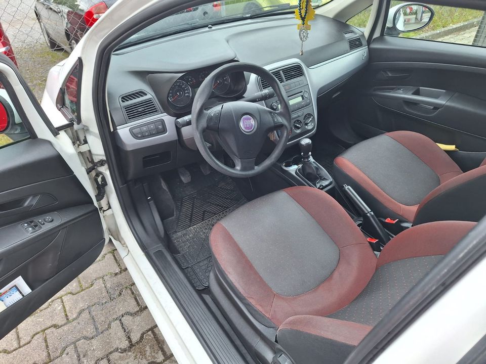 Fiat Punto in Bretzfeld