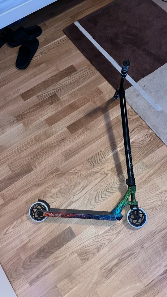 Blunt Scooter Prodigy S8 Scratch in Schleswig-Holstein - Ahrensburg |  Freunde und Freizeitpartner finden | eBay Kleinanzeigen ist jetzt  Kleinanzeigen