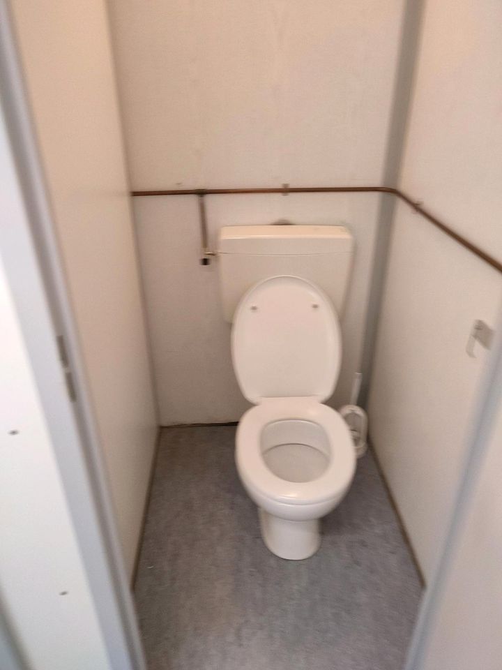 Büro Container mit Toiletten in Heiden
