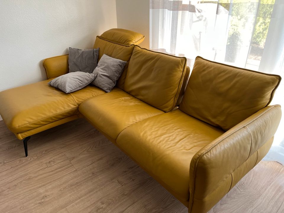 Ledercouch Leder Couch echtes Leder Design Gelb Safran in Rosbach (v d Höhe)