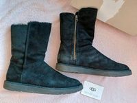 UGG echtleder boots gr 40 schwarz Schleswig-Holstein - Oststeinbek Vorschau