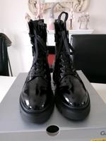 Neu und ungetragen Gabor Lackleder Stiefeletten Gr. 40 Nordrhein-Westfalen - Ahlen Vorschau