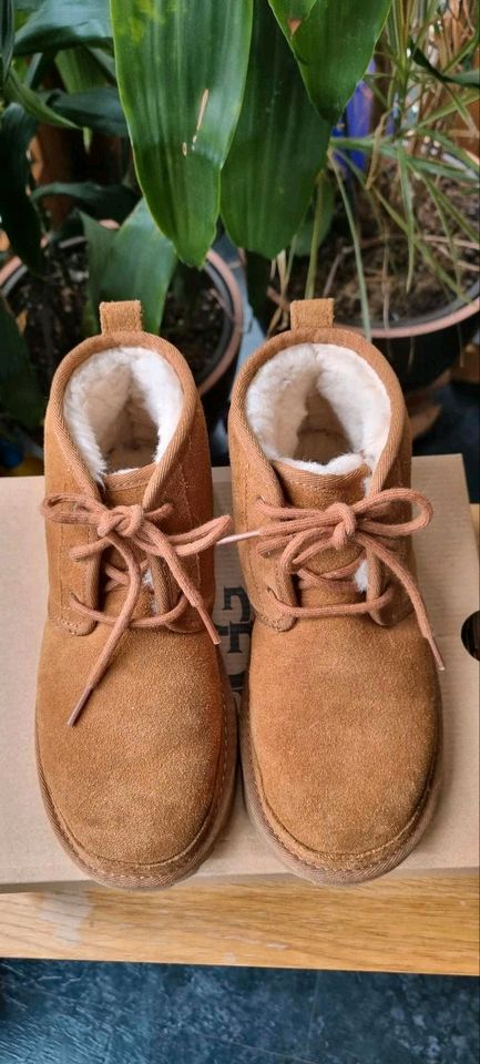 Kinderschuhe Ugg in Hamburg