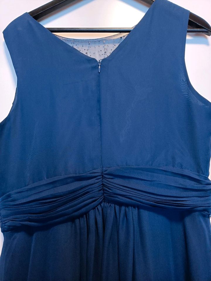 Abendkleid / schickes Kleid Gr. 40 in Greiz