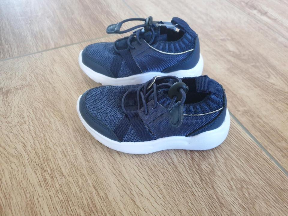 Sneaker Baby Turnschuhe Sportschuhe 22 Kleinkinder Walkxkids in Beelitz
