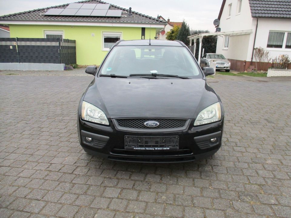 Ford Focus Turnier 1.6 Fun X/TÜV NEU/Klimatronik/SHZ in Herzberg am Harz