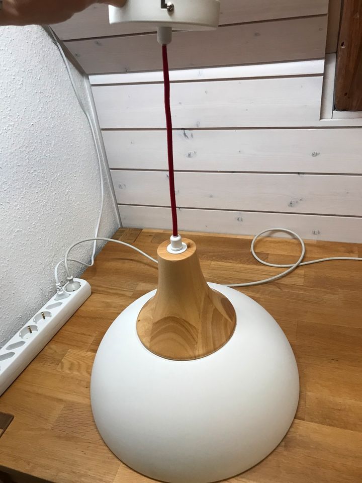 Deckenlampe Deckenleuchte weiß Holz 40cm in Ihringen