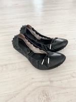 Tod’s Ballerinas schwarz Gr 38 Leder Nordrhein-Westfalen - Hattingen Vorschau