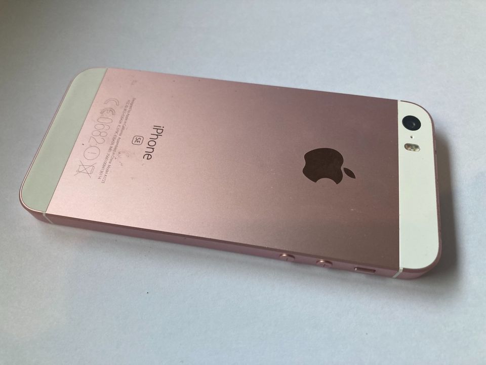 iPhone SE 1.Gen Rose Gold ohne Simlock in Lügde