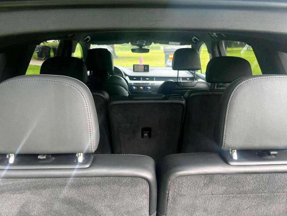 Audi Q7 3.0 TDI Quattro/7 Sitzer/Tüv NEU/AHK/Carplay/Bose in Aachen