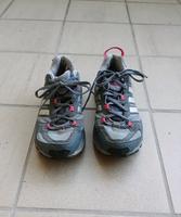 Adidas Adiprene Riot 5 Schuhe Laufschuhe Sportschuhe Outdoor grau Bayern - Röthenbach Vorschau