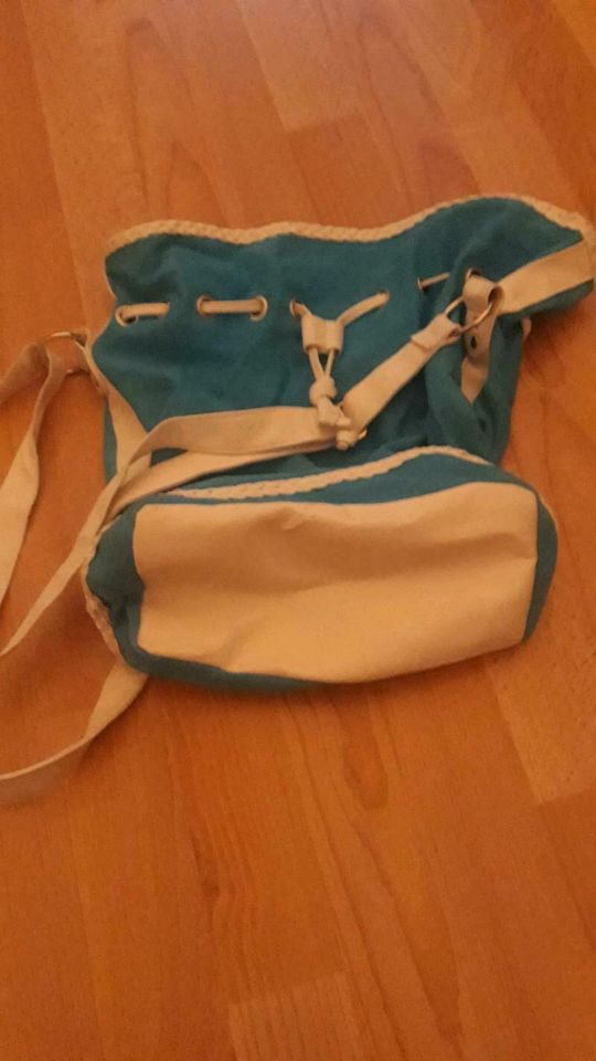 Accessoires Rucksack/Seesack blau-weiß in Leipzig