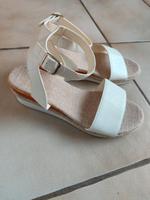 Sandalen Gr. 38 NEU Hessen - Bad Endbach Vorschau