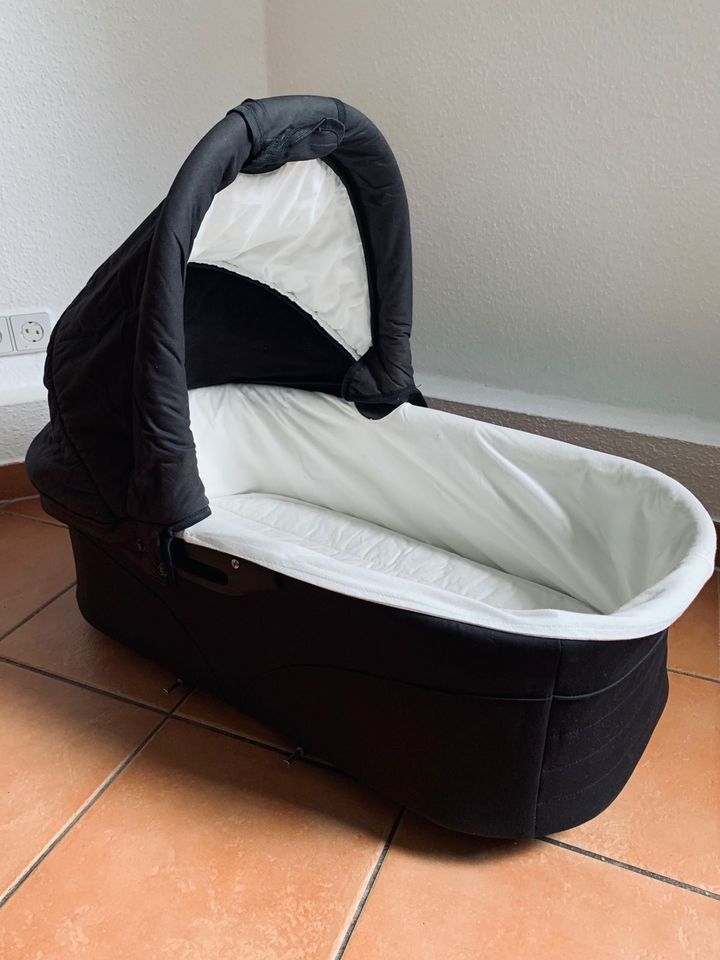 Naturkind Vita Kinderwagen mit Babywanne & Sportwagen in Berlin