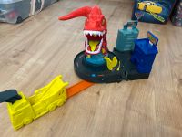 Hot Wheels Rennbahn Dinosaurier T-Rex Attacke Mattel GWT32 City Thüringen - Luisenthal Vorschau