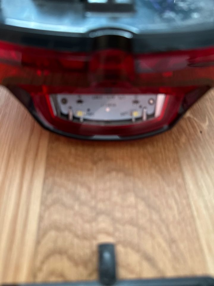 Original Vespa Rückleuchte LED Vespa GTS Super Sport in Frankfurt am Main