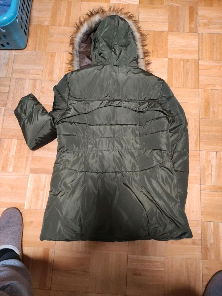 Tolle Winterjacke XL in Salzhausen