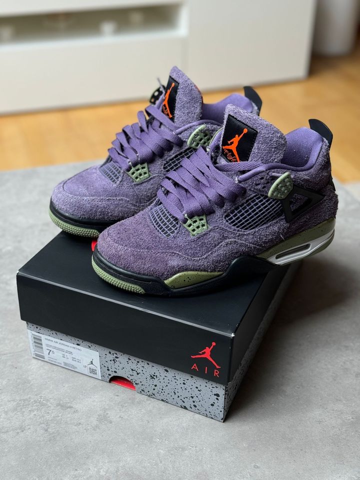 Air Jordan 4 Retro Canyon Purple in Rödermark