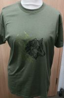 T-shirt in oliv mit Strassteinen "Wolf", Gr. M Rheinland-Pfalz - Wallmenroth Vorschau