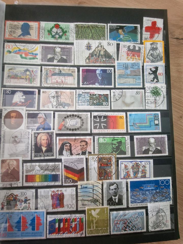 Briefmarkenalbum in Hamm