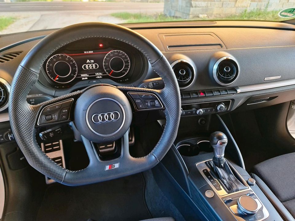 Audi A3 Limousine *B&O* *Matrix* *Virtual Cockpit* in Geisenfeld