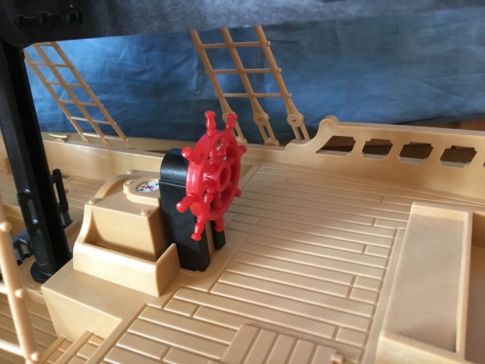 Playmobil Piratenschiff 6678 !vollständig! in Haan